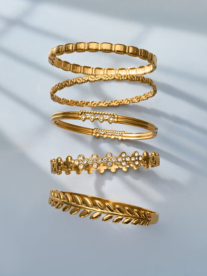 316L Stainless Steel 18K Gold PVD Zircon Pave Bamboo Texture Bangle - Light Luxury Zircon Pave Bamboo Texture Versatile Wholesale Stainless Steel Jewelry - Sensitive Skin Friendly - Detail 7
