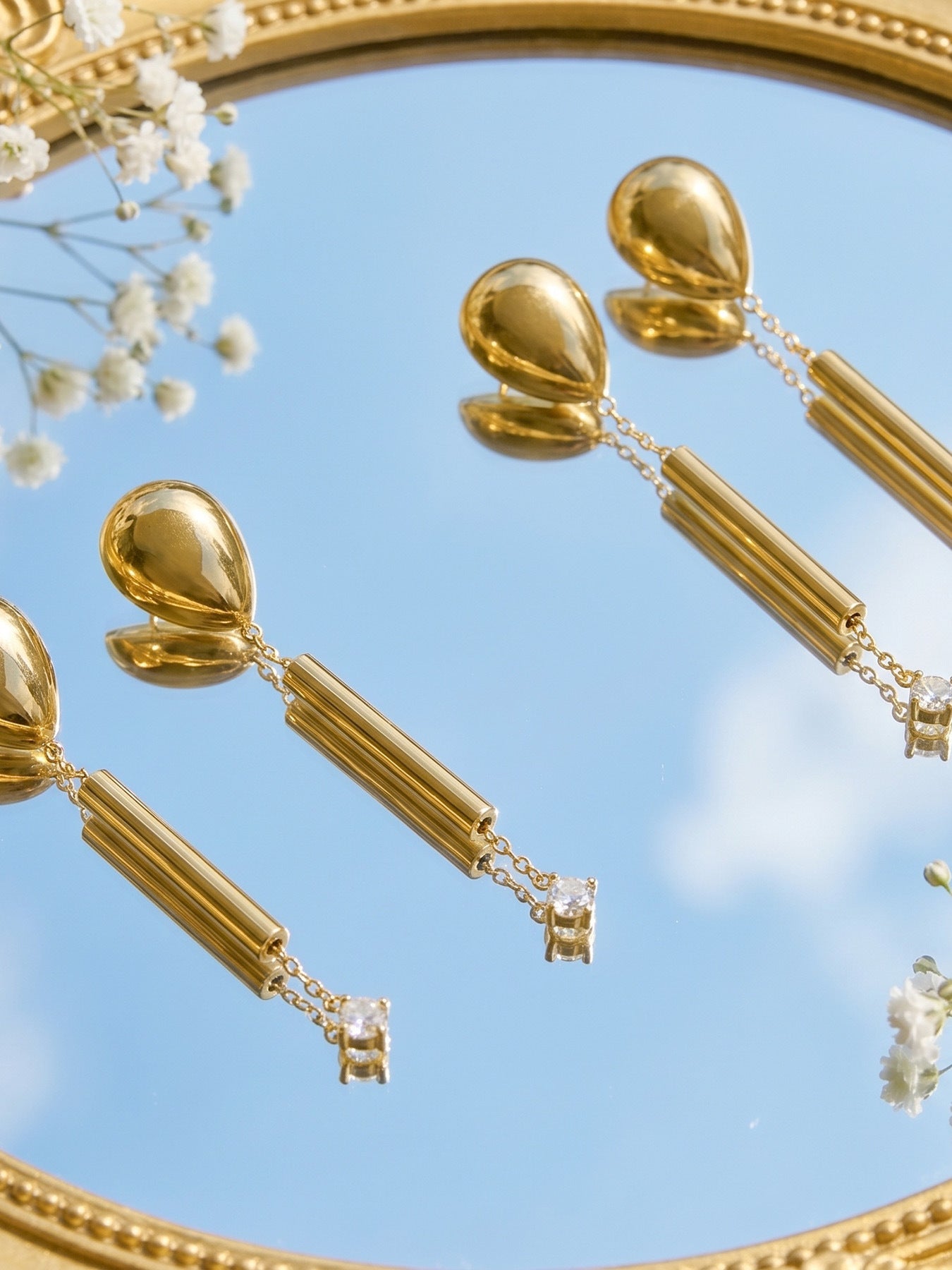 316L Stainless Steel 18K Gold PVD Zircon Pendant Earrings - Long Zircon Pendant Elegant French Minimalist Wholesale Stainless Steel Jewelry - Sensitive Skin Friendly - Detail 4