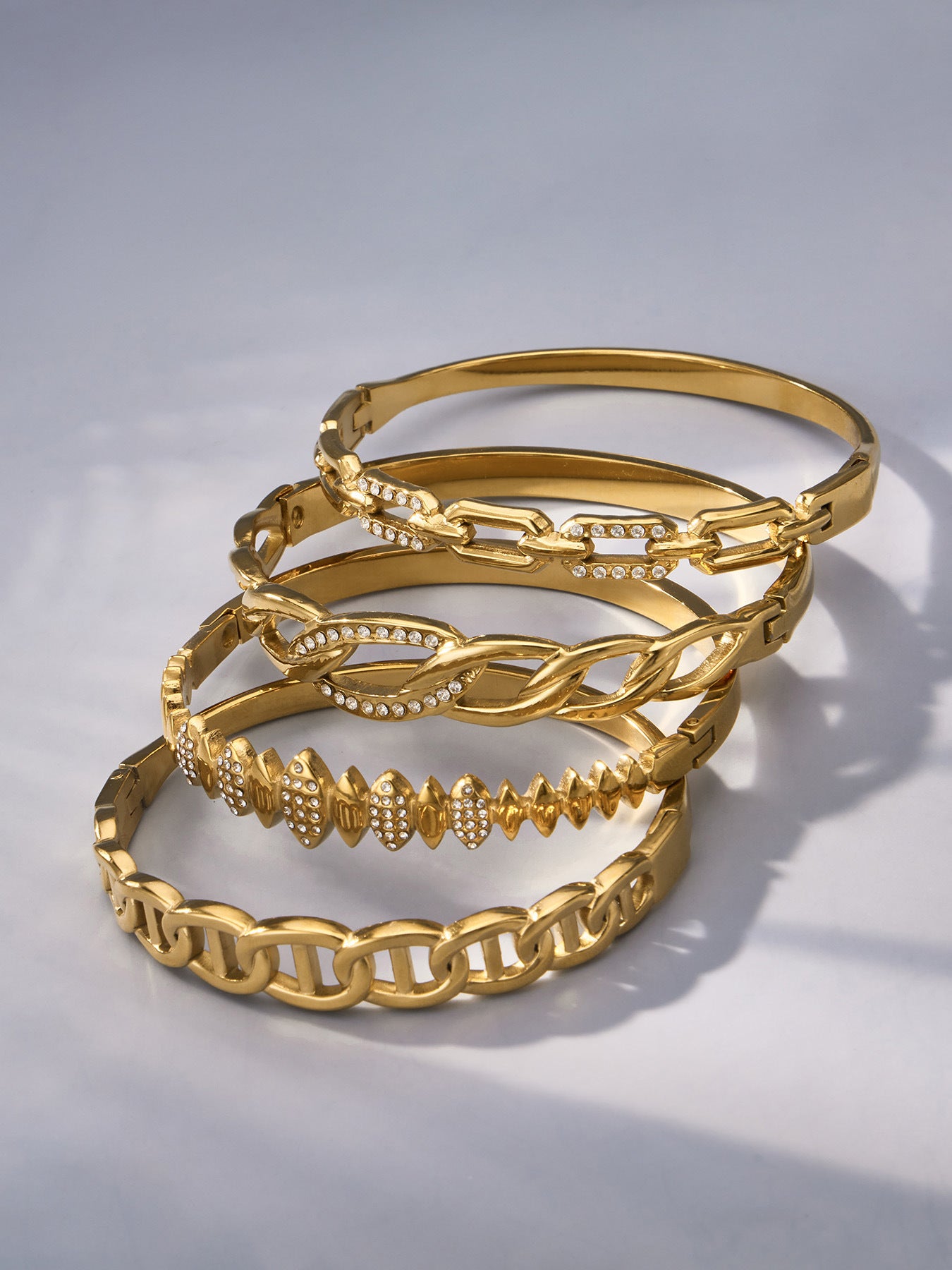 316L Stainless Steel 18K Gold PVD Zircon Pig Nose Chain Link Bangle - Zircon, Pig Nose Chain Link, Modern, Luxury, Bangle Wholesale Stainless Steel Jewelry - Sensitive Skin Friendly - Detail 11