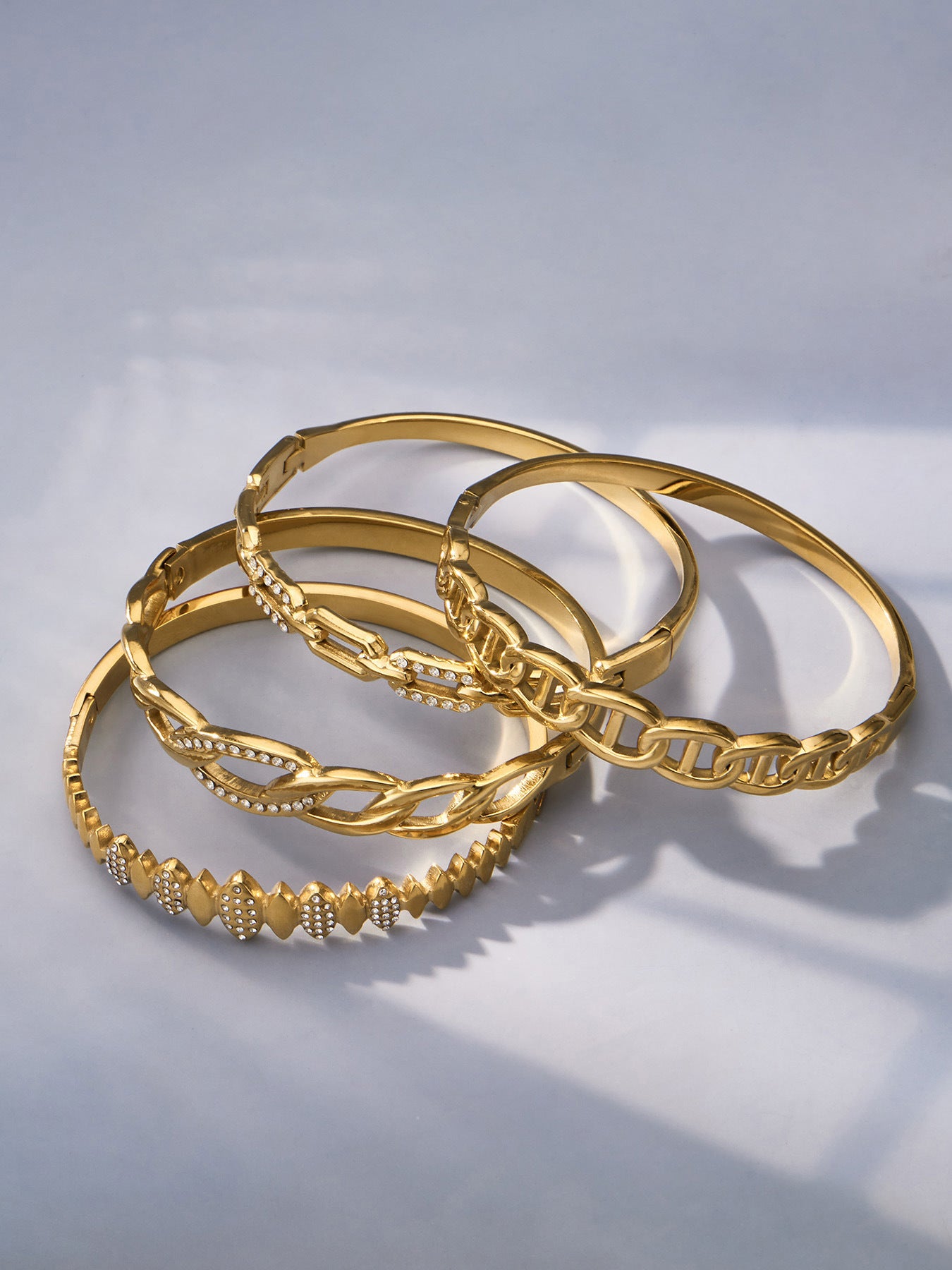 316L Stainless Steel 18K Gold PVD Zircon Pig Nose Chain Link Bangle - Zircon, Pig Nose Chain Link, Modern, Luxury, Bangle Wholesale Stainless Steel Jewelry - Sensitive Skin Friendly - Detail 14