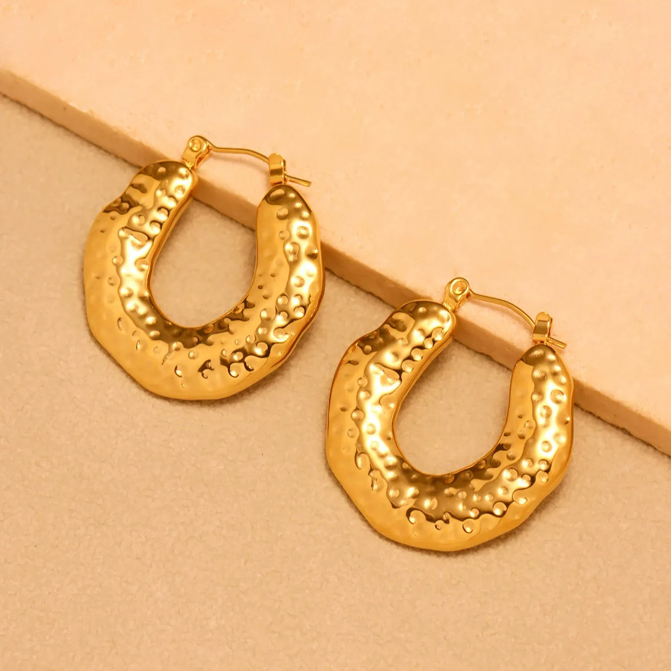 316L Stainless Steel 18K Gold Textured U-Hoop Earrings - Image 2