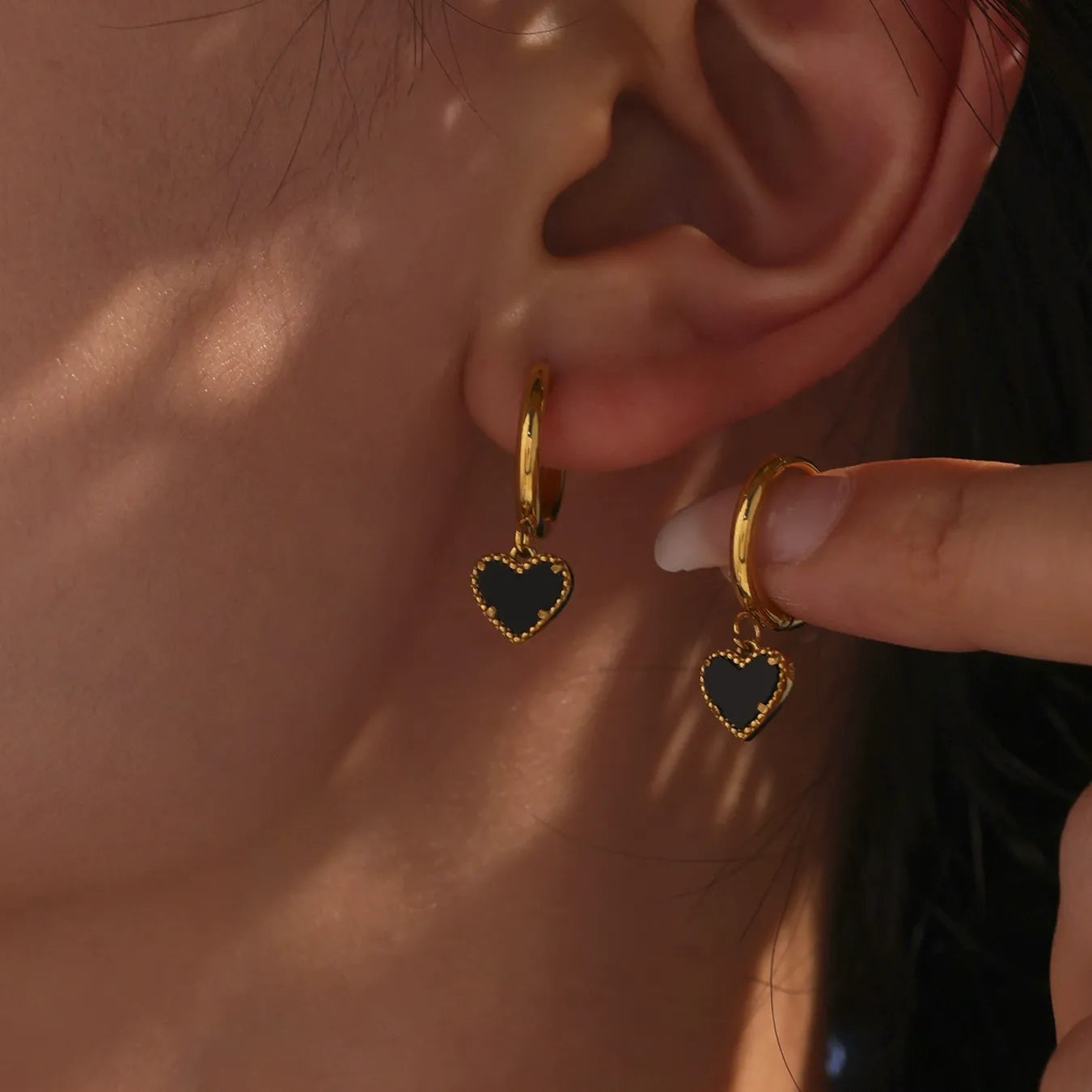 316L Stainless Steel Black Agate Heart Huggies - Image 2