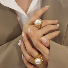 316L Stainless Steel Bold Y-Shaped Pearl Ring - Image 2