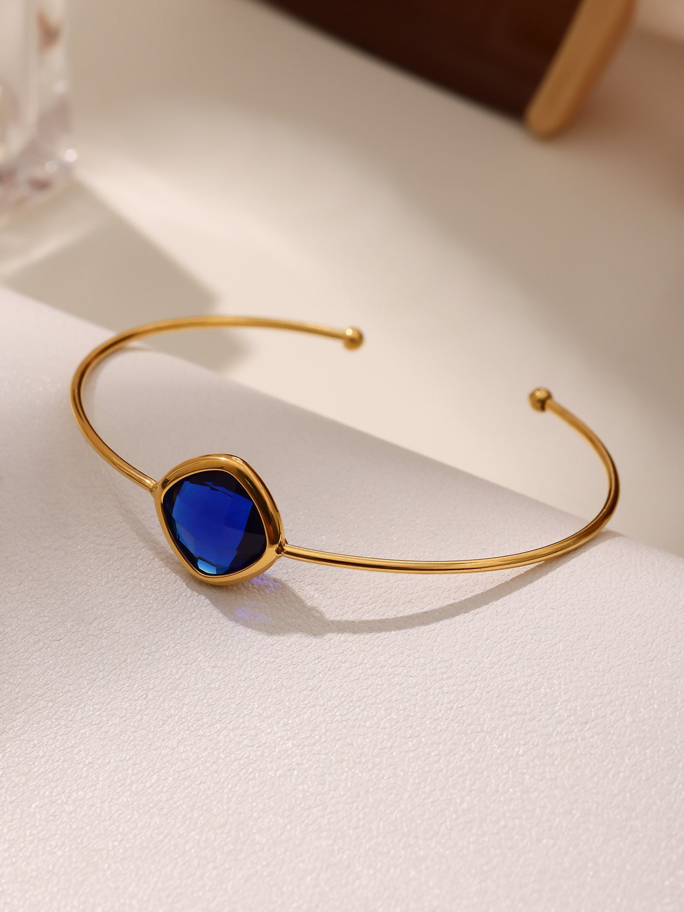 316L Stainless Steel Chic Faceted Gemstone Open Cuff Bracelet - Image 4