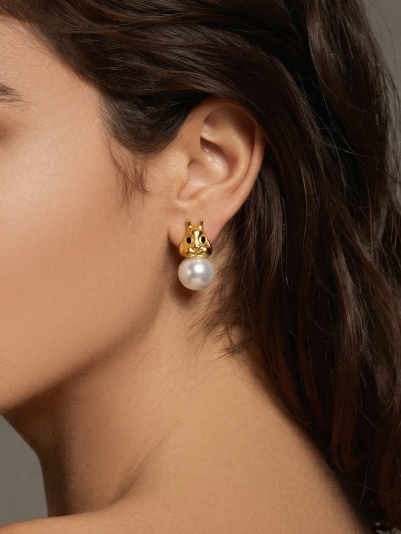 316L Stainless Steel Chic Squirrel Faux Pearl Earrings & Necklace Set - Image 2