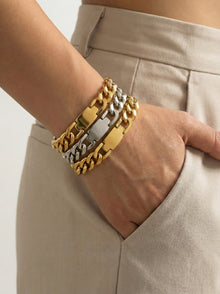 316L Stainless Steel U-clasp Cuban bracelet wrist close-up, waterproof everyday wear