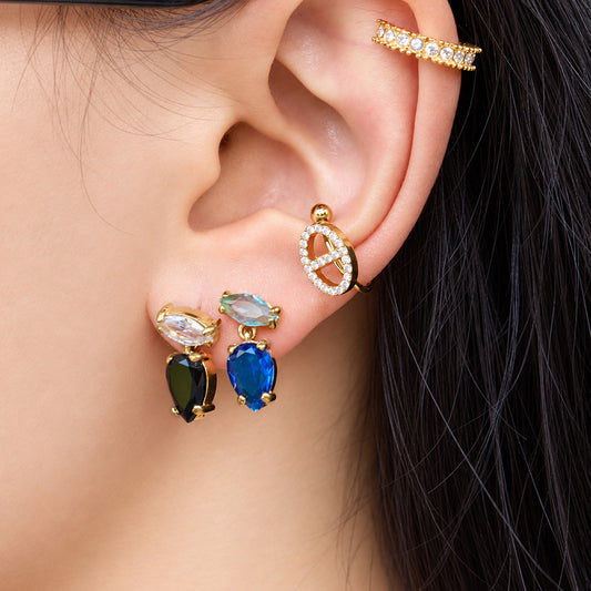 Elegant drop zircon earring in gold