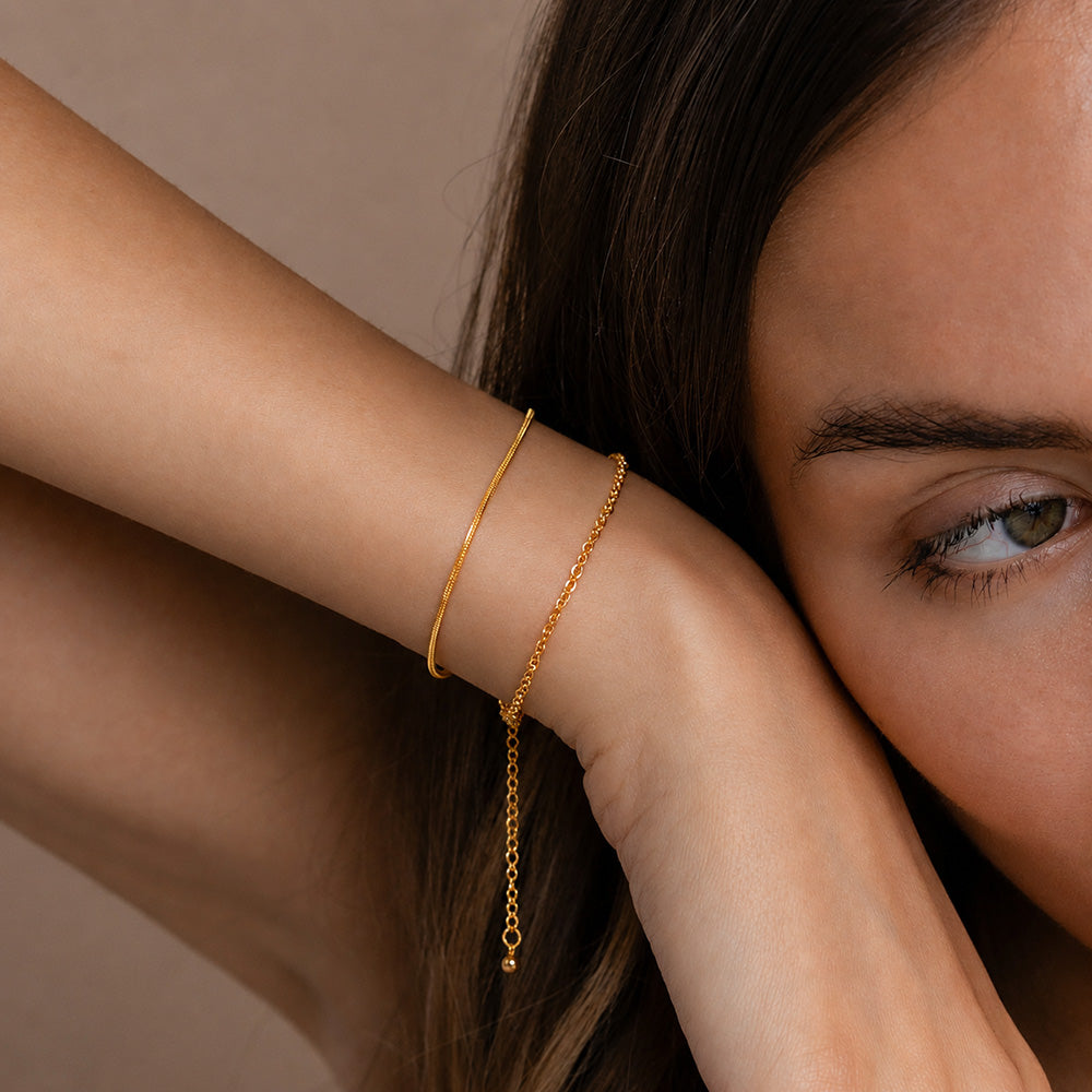Close-up of the Gold Color Dual Layer Bracelet