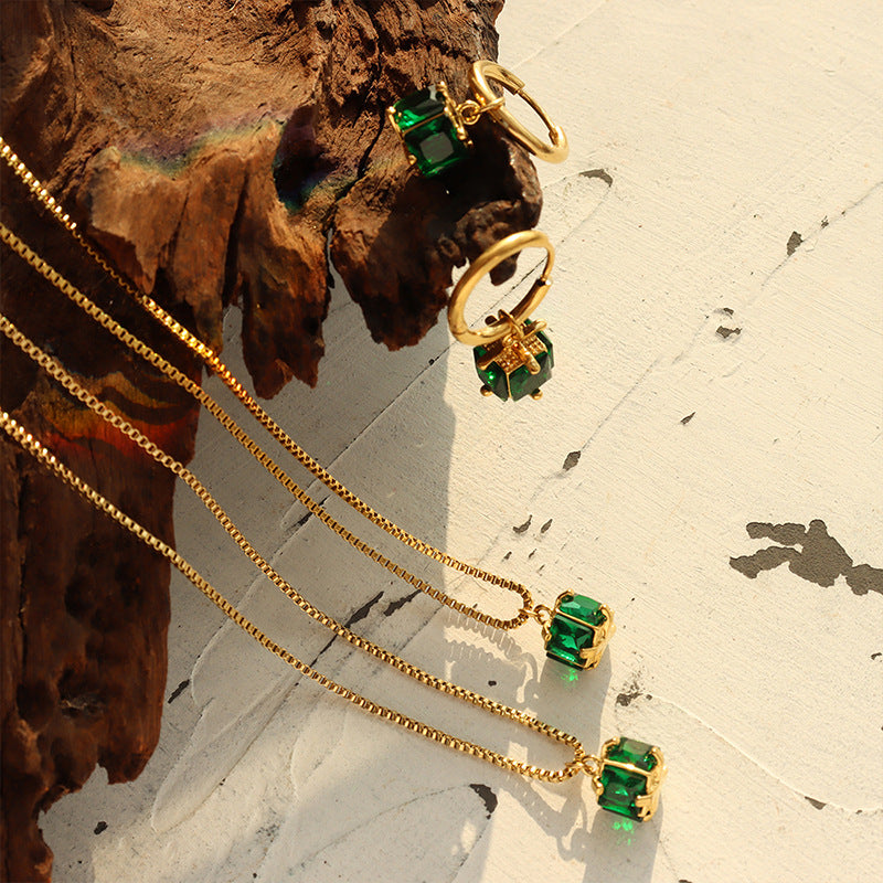 316L Stainless Steel Elegant Emerald Green Zircon Four-Prong Necklace & Earring Set - Image 2