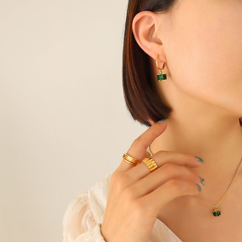 316L Stainless Steel Elegant Emerald Green Zircon Four-Prong Necklace & Earring Set - Image 3