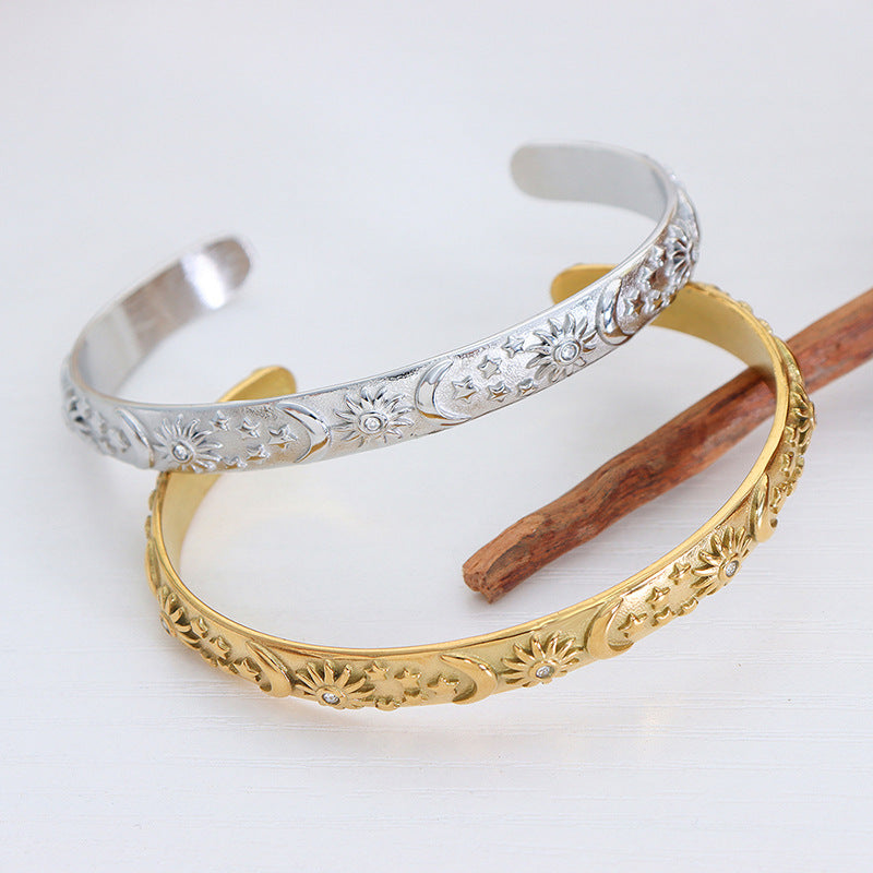 316L Stainless Steel Elegant French Court-Inspired Embossed Earrings & Bracelet - Image 1