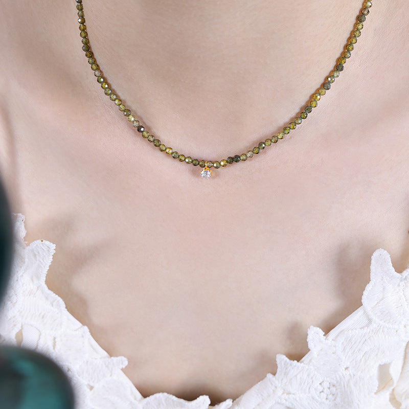 316L stainless steel Elegant Green Crystal Inlaid Minimalist Necklace modeled styling view for wholesale necklace buyers