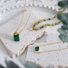 316L stainless steel Elegant Green Crystal Inlaid Minimalist Necklace product card view for wholesale necklace buyers
