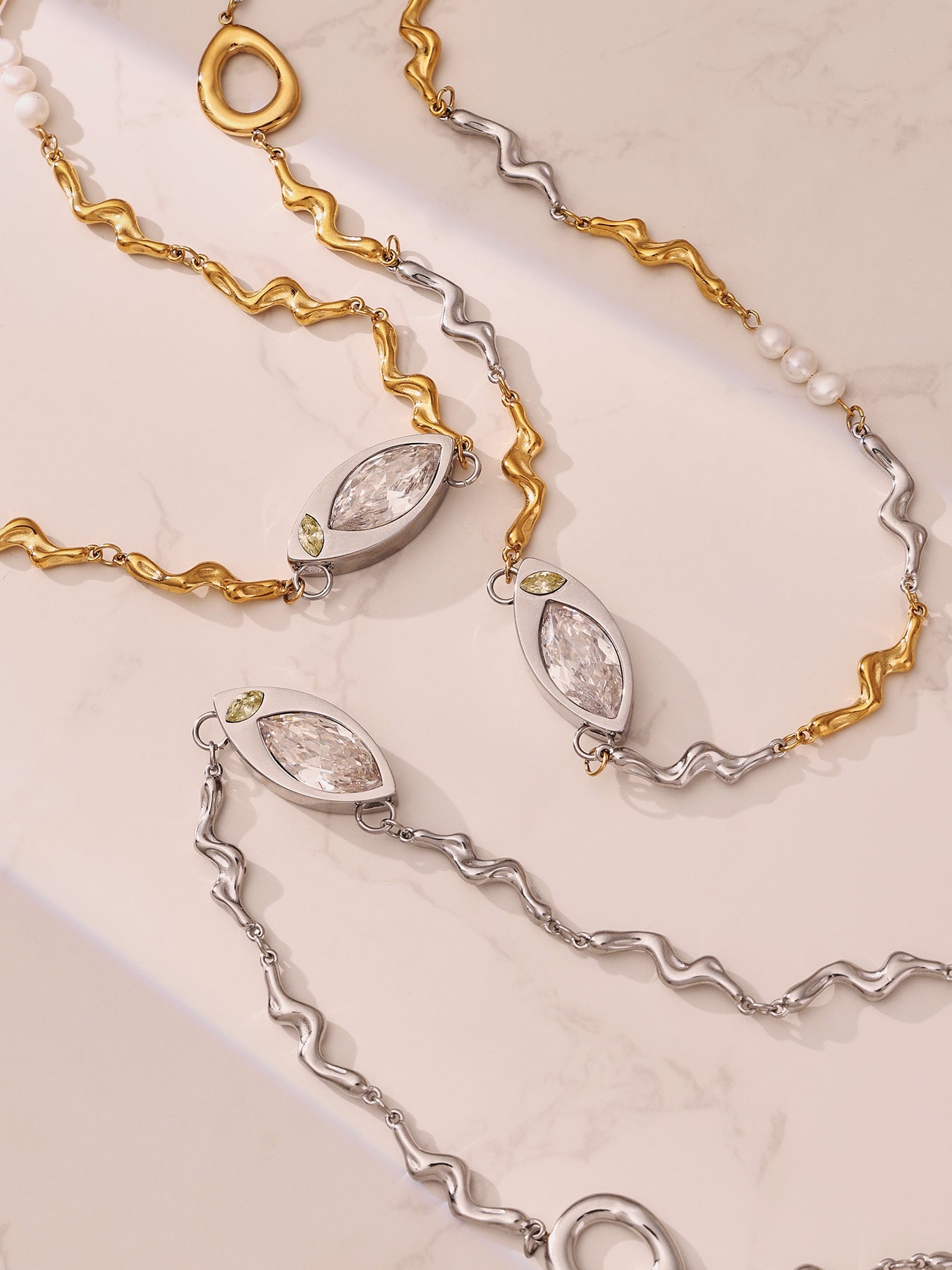 316L Stainless Steel Elegant Marquise Zircon & Freshwater Pearl Clavicle Necklace - Image 1