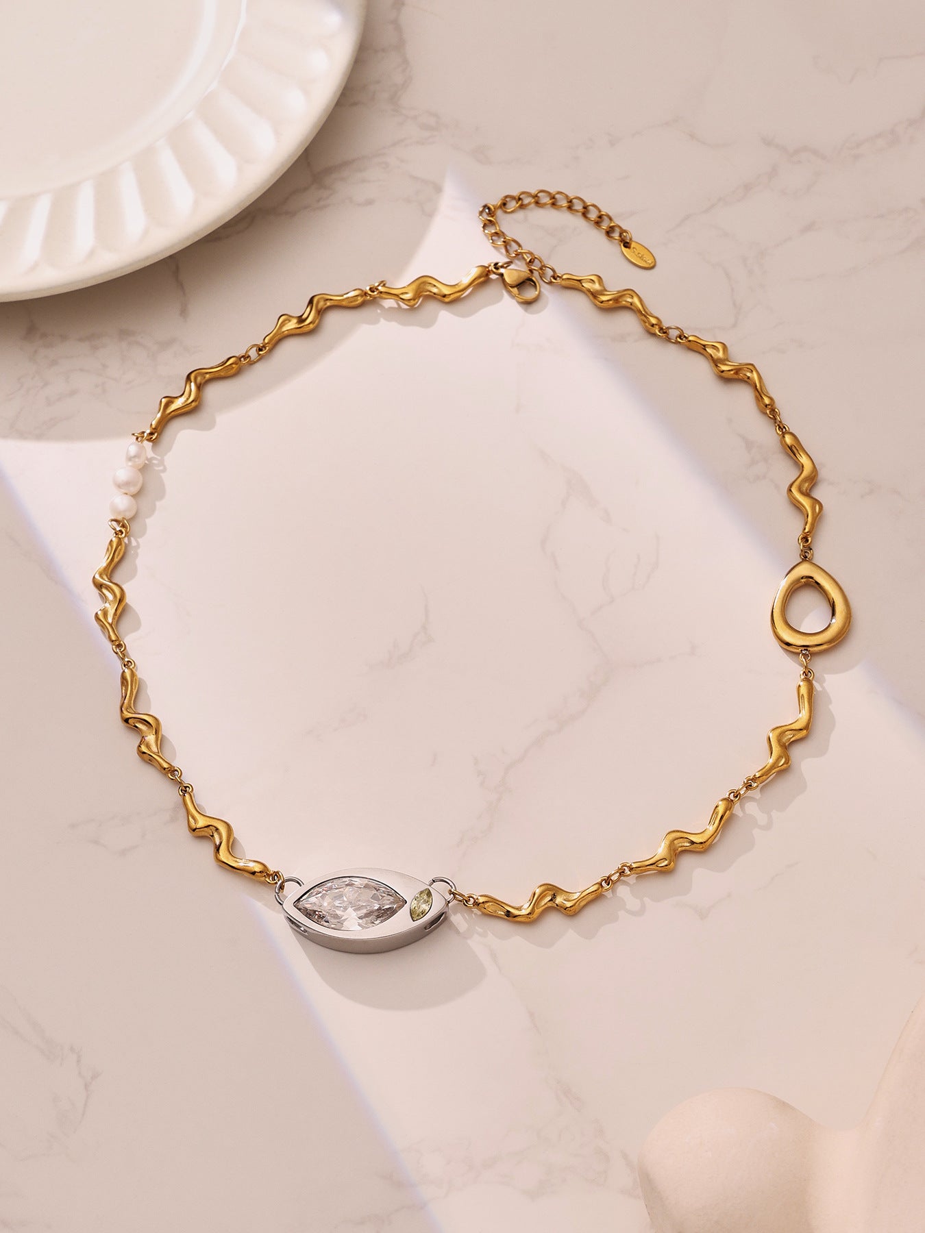 316L Stainless Steel Elegant Marquise Zircon & Freshwater Pearl Clavicle Necklace - Image 8