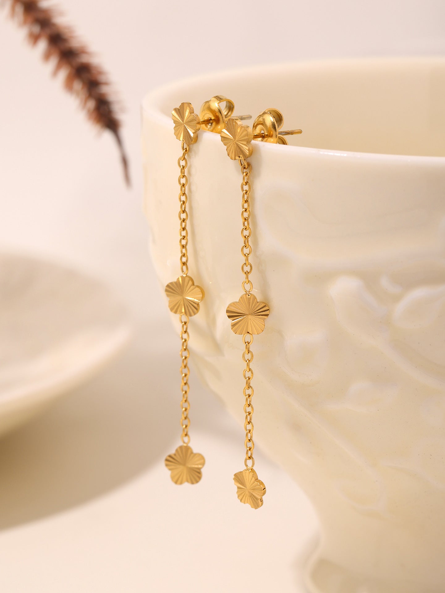 316L Stainless Steel Elegant Small Flower Tassel Necklace & Earrings Set - Image 4