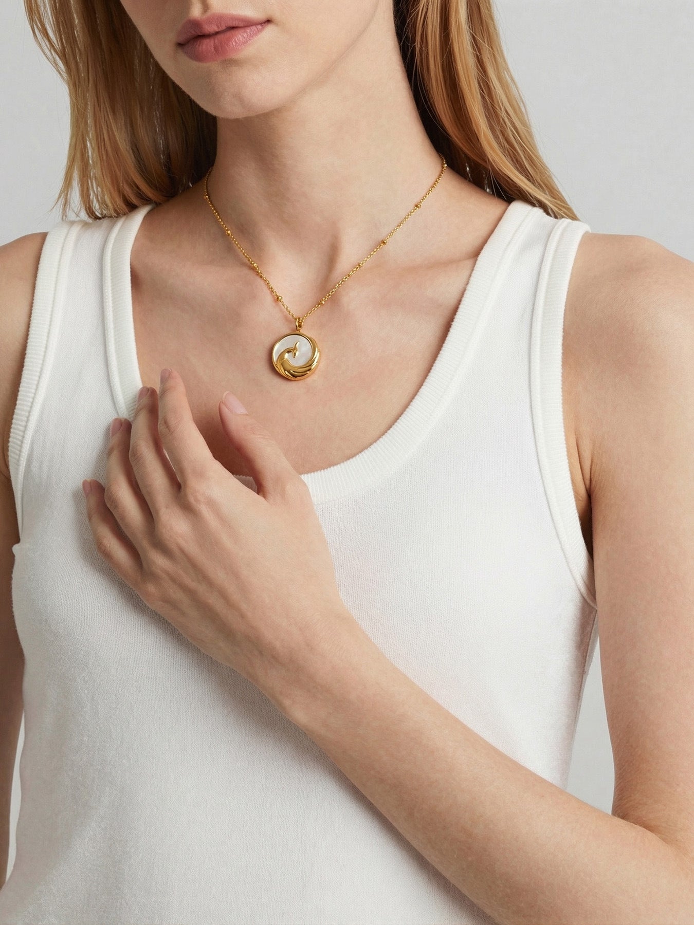 316L Stainless Steel Embossed Phoenix Mother-of-Pearl Clavicle Necklace - Image 2