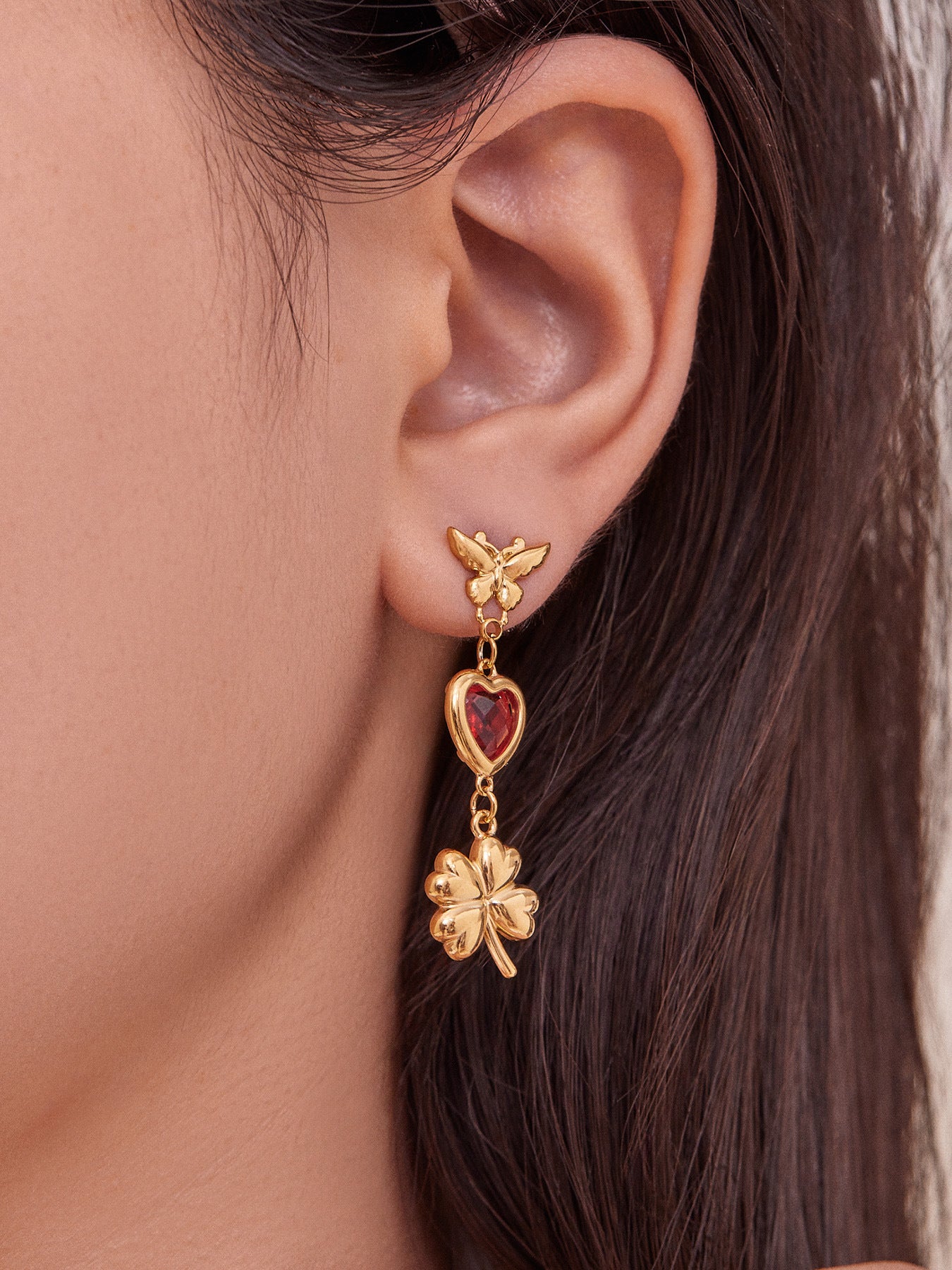 316L Stainless Steel Faceted Heart Zircon Earrings - Image 2