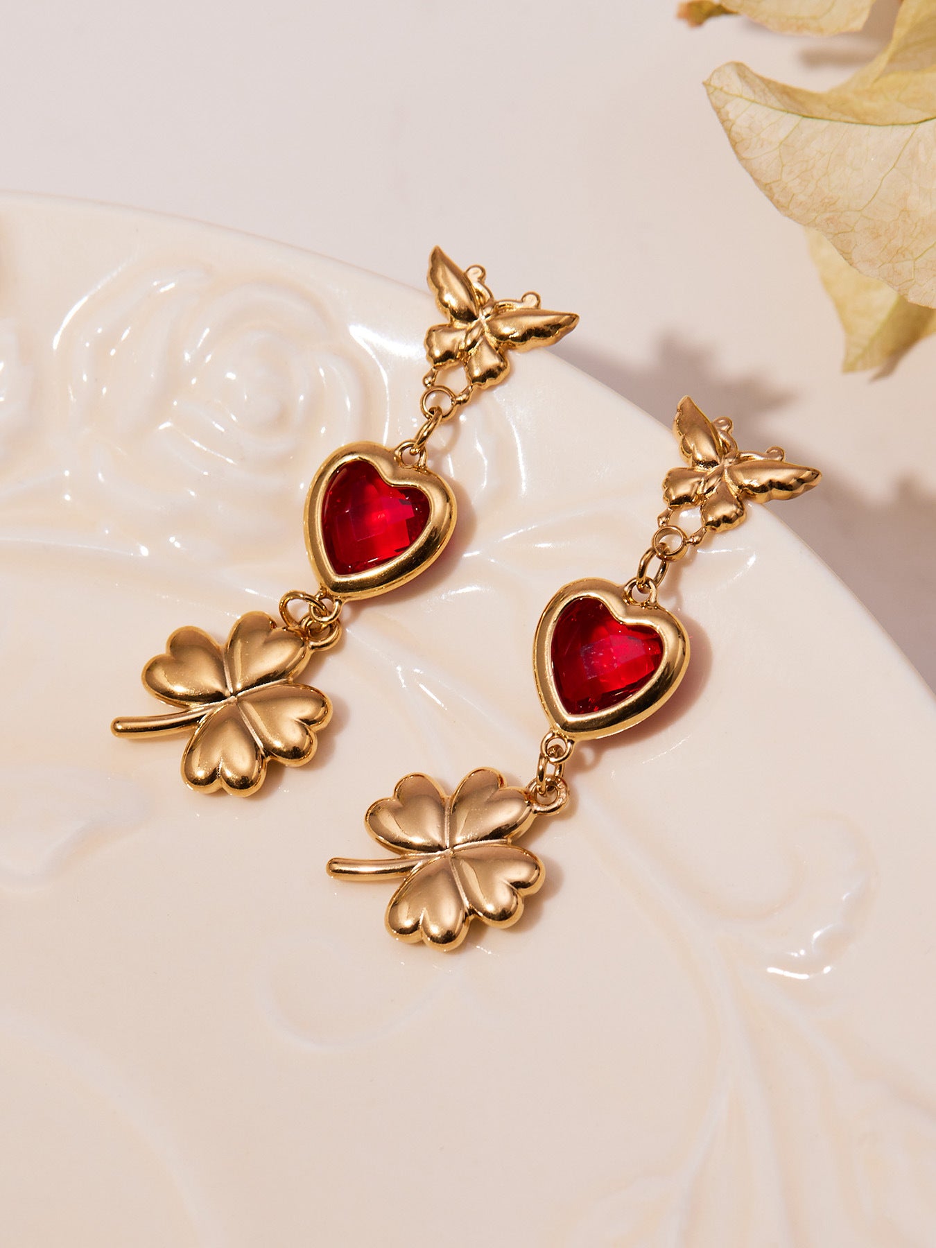 316L Stainless Steel Faceted Heart Zircon Earrings - Image 5