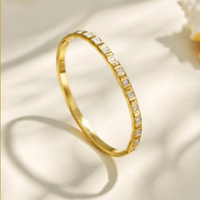 Close-up of zircon stones on the 316L stainless steel bangle