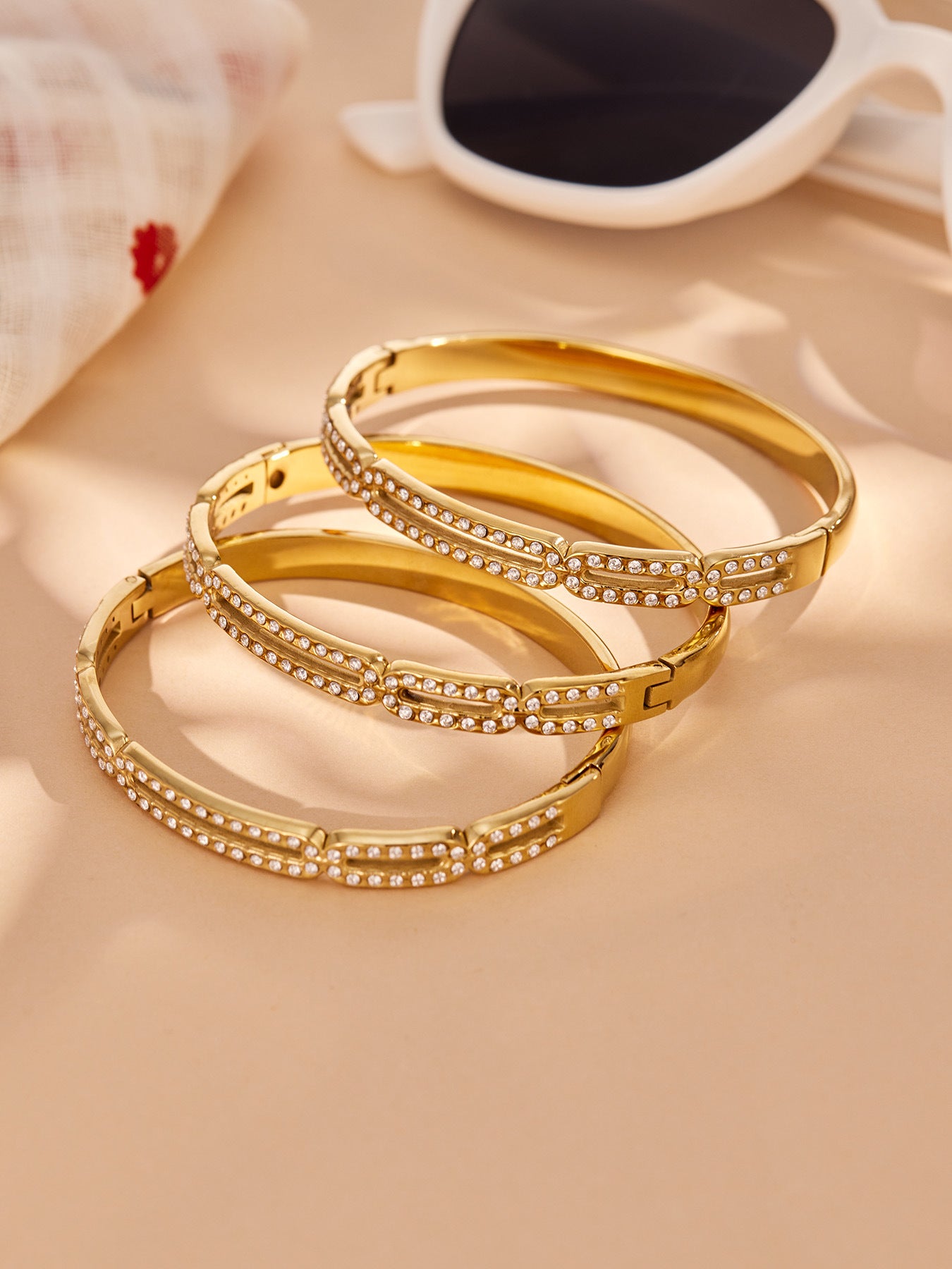 316L Stainless Steel 18K PVD Gold Flower Heart Zircon Bangle made with 316L stainless steel and 18K PVD gold finish for wholesale jewelry buyers - image 10