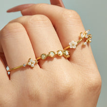 Stylish resin flower ring close-up