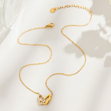Close-up of zircon stone on 316L stainless steel necklace