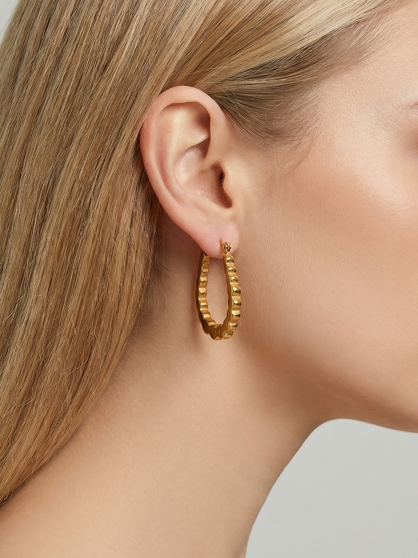 316L Stainless Steel Geometric Sculptural U-Shaped Hoop Earrings - Image 2