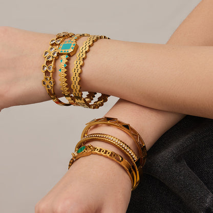 316L Stainless Steel Geometric Triangle Pattern Buckle Bracelet with Drip Enamel - Image 10