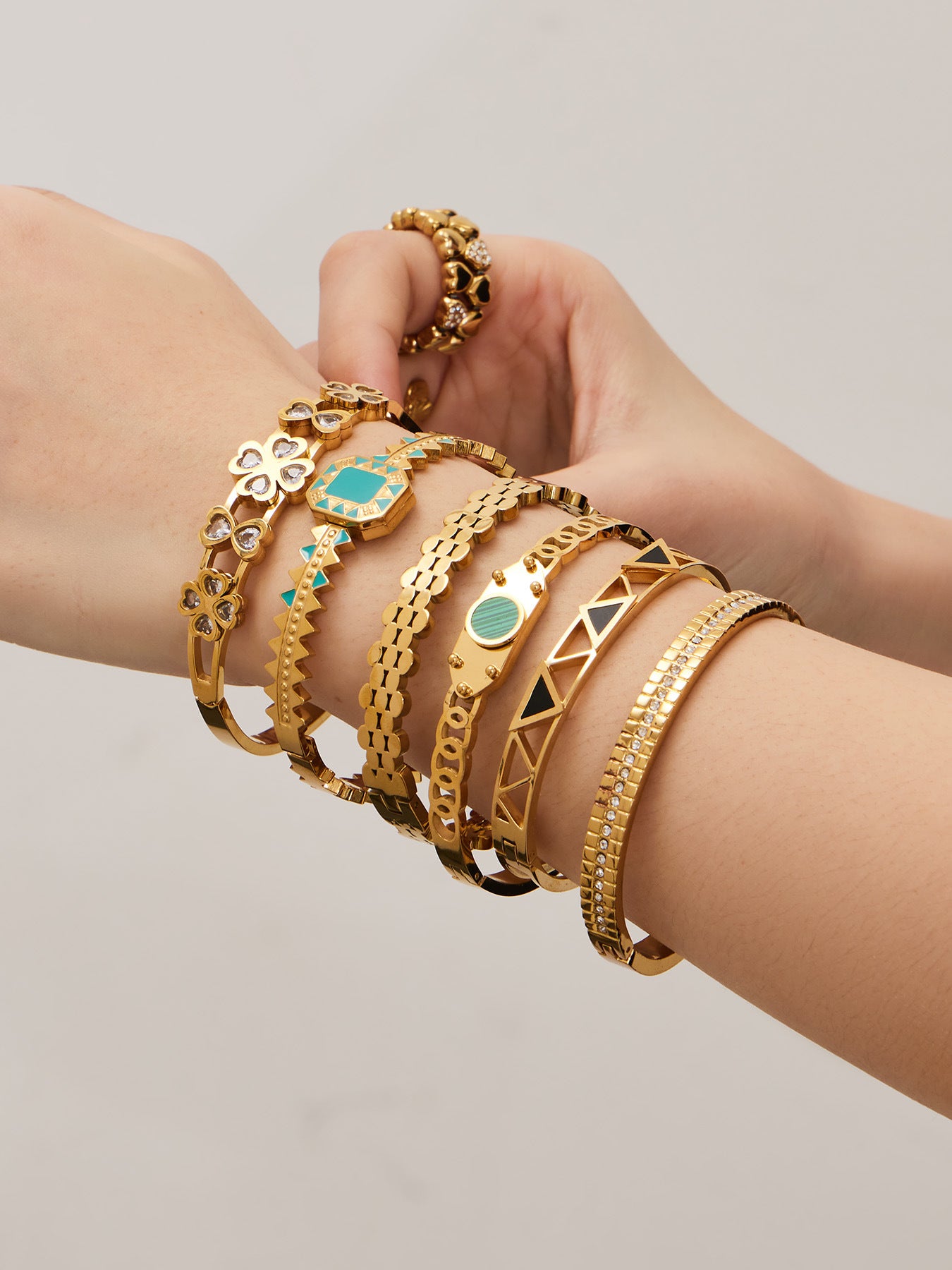 316L Stainless Steel Geometric Triangle Pattern Buckle Bracelet with Drip Enamel - Image 20