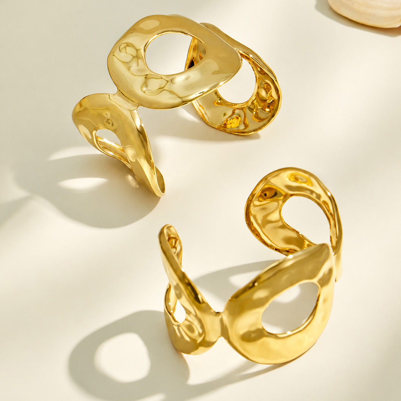 316L Stainless Steel 18K PVD Gold Hammered Bangle made with 316L stainless steel and 18K PVD gold finish for wholesale jewelry buyers - image 5