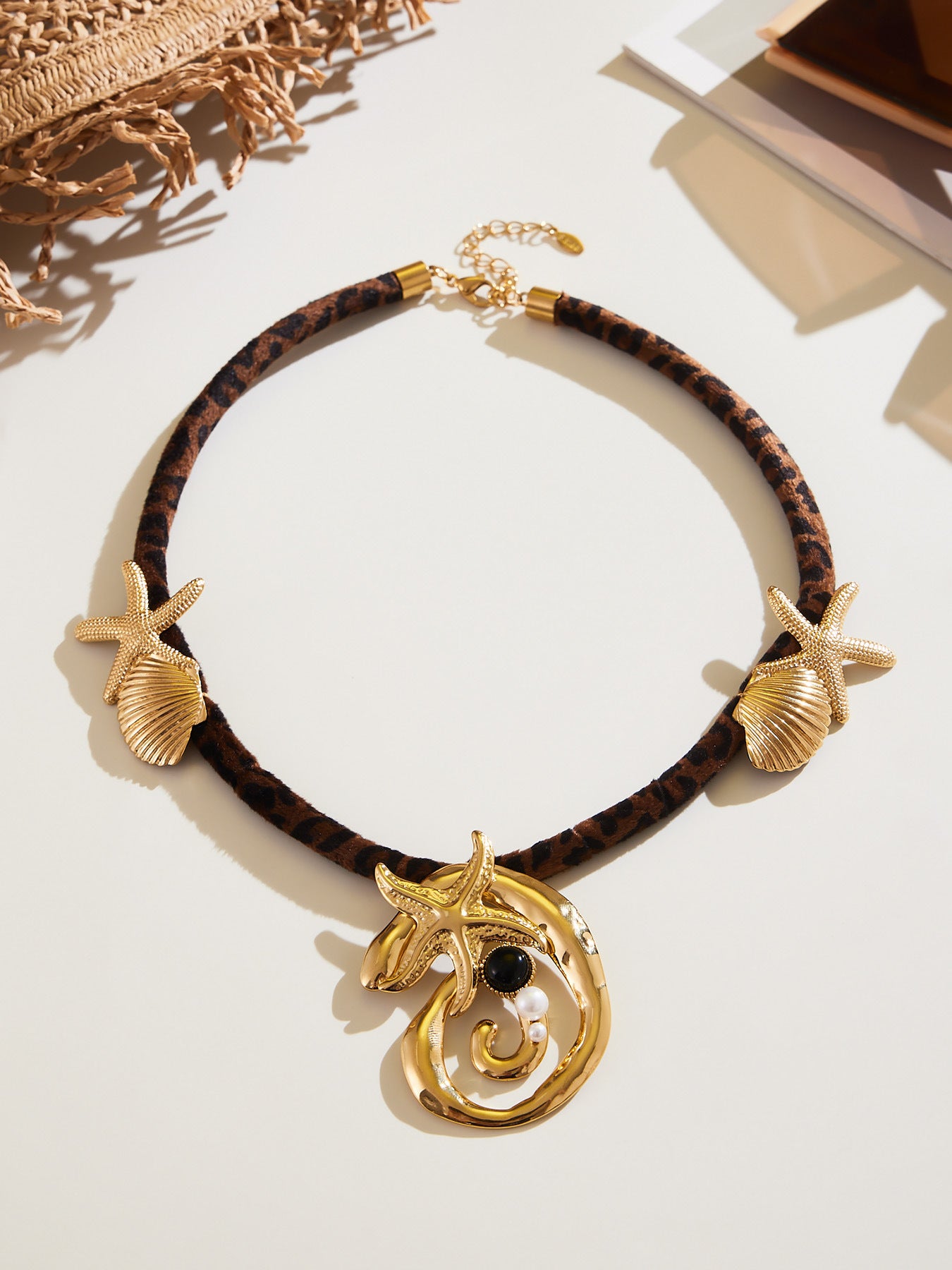 316L Stainless Steel Hammered Texture Large & Small Circle Leopard Print Necklace Set - Image 12