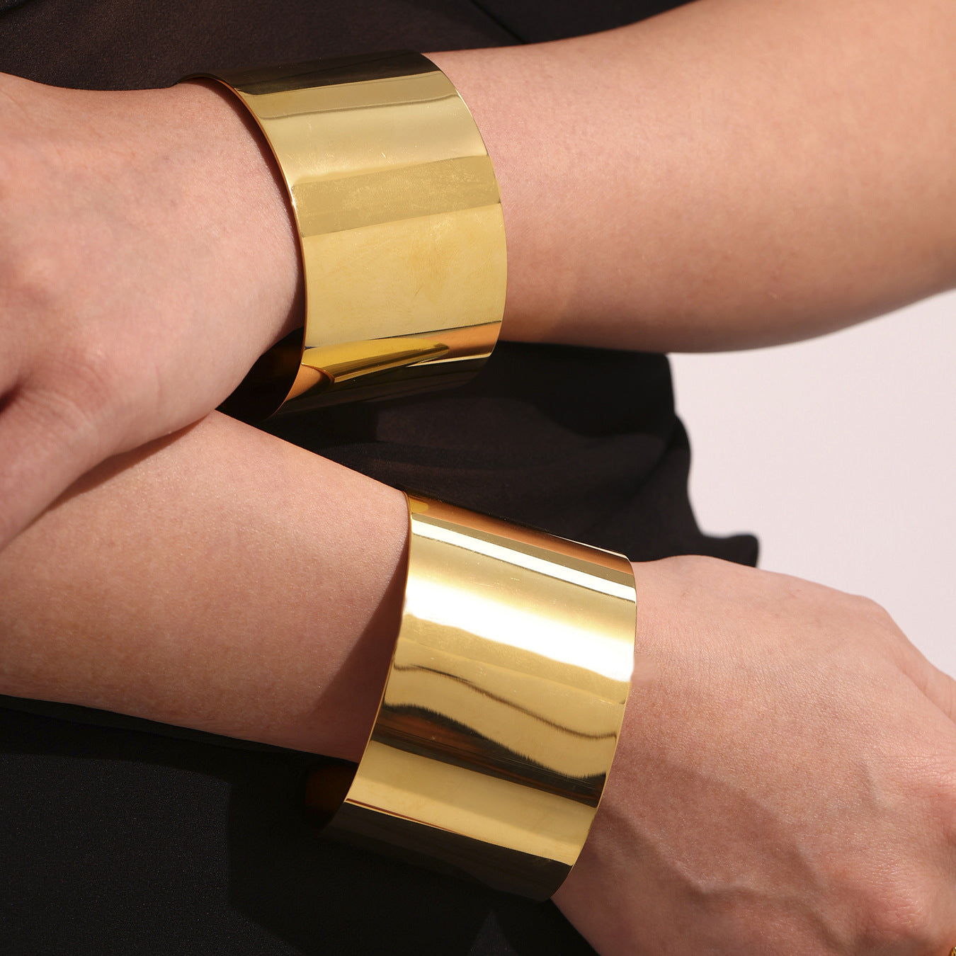 316L Stainless Steel High-Polish Wide Open Gold Bracelet - Image 2