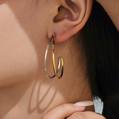 316L Stainless Steel High-Polished Minimalist Two-Tone C-Shape Hoop Earrings - Image 3