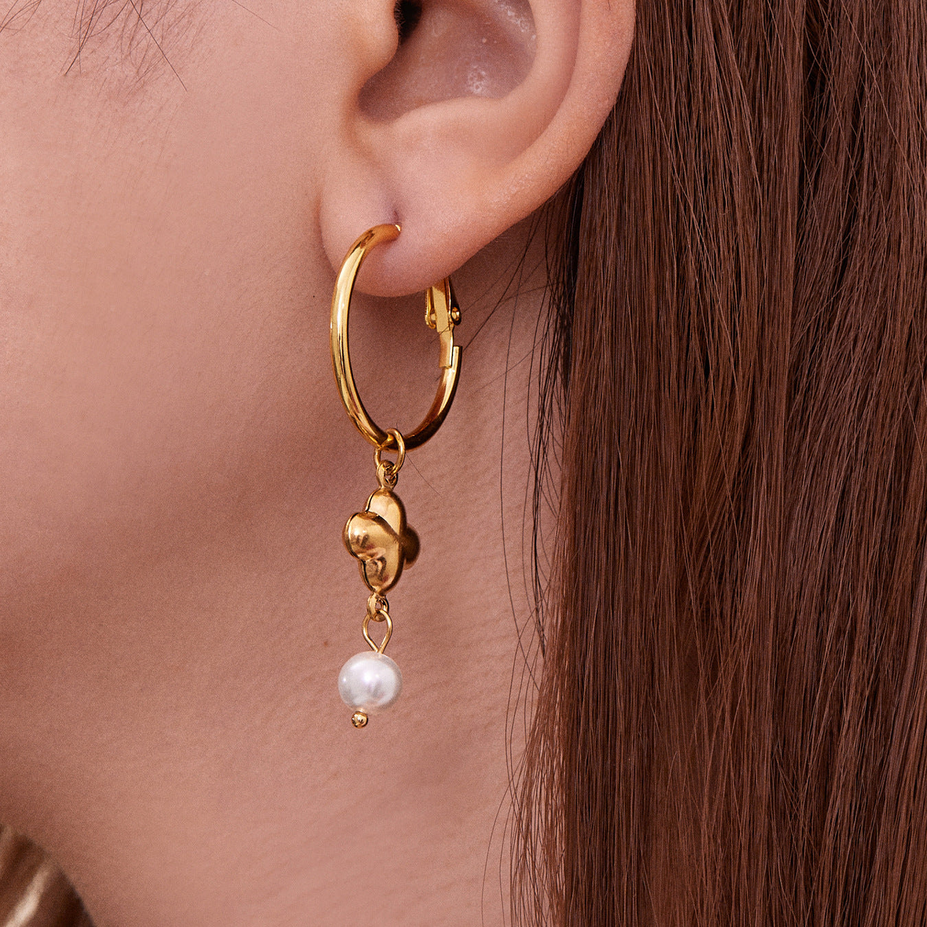 316L Stainless Steel Hollow Clover Charm Huggie Earrings - Image 4