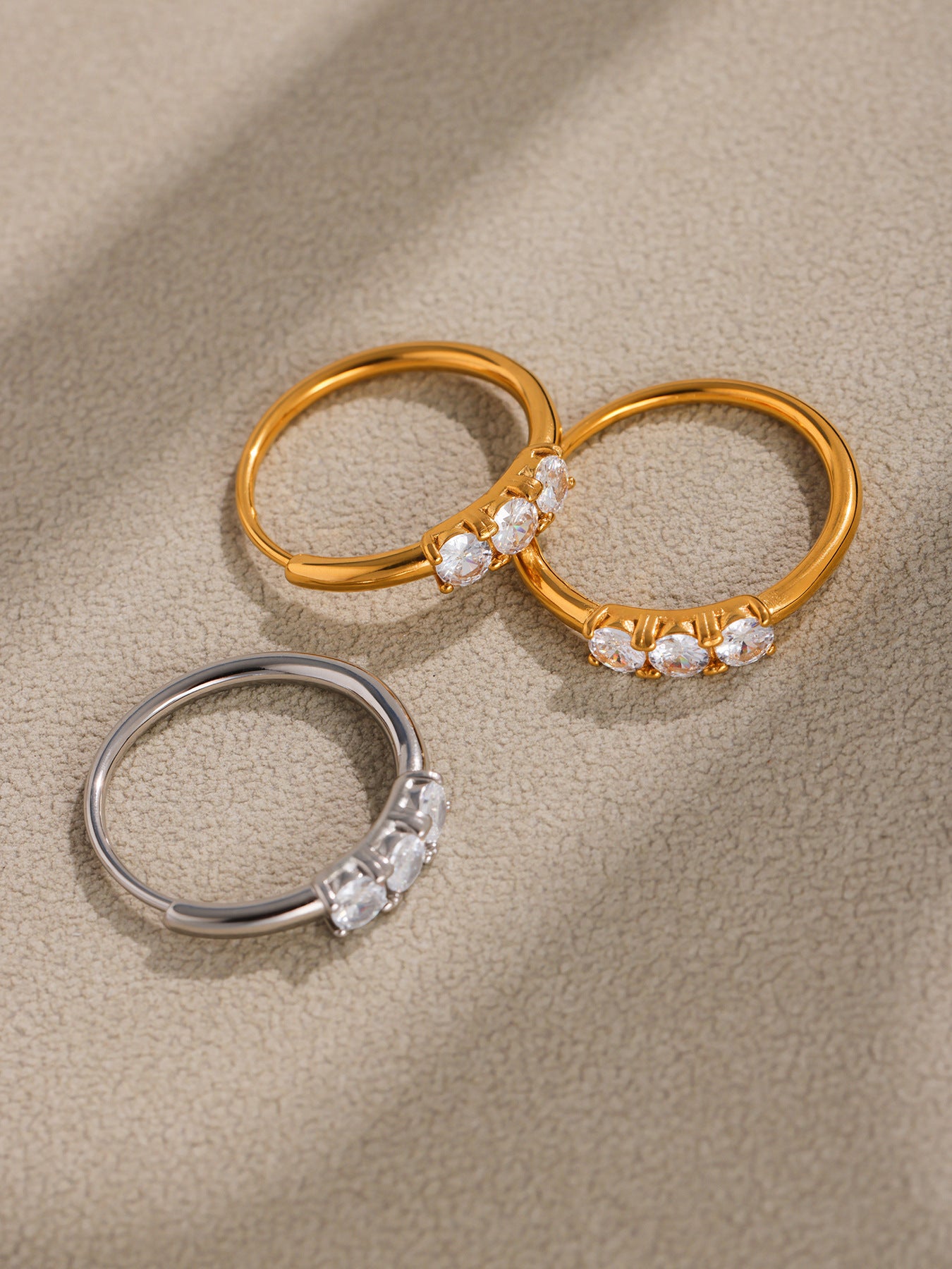 316L Stainless Steel Hypoallergenic Rings | Sparkling 5A Zircon Slim Adjustable - Sparkling Zircon Ring, Slim Band, Open Ring, Adjustable Ring, Modern Design Sensitive Skin Friendly - Detail 5