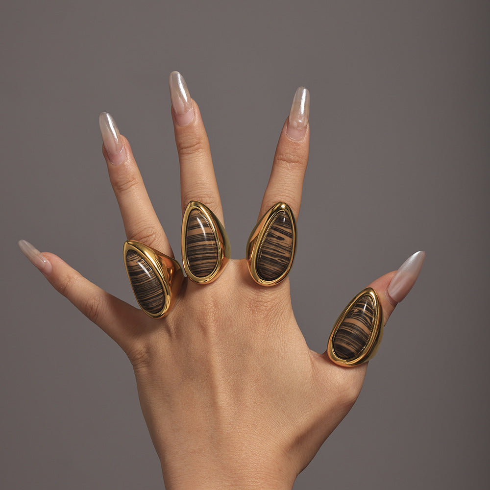 316L Stainless Steel Hypoallergenic Rings with Natural Wood Grain Teardrop Stone, 18K Gold Plated - Natural Wood Grain Teardrop Ring 18K Gold Plated Light Luxury Sensitive Skin Friendly - Detail 4