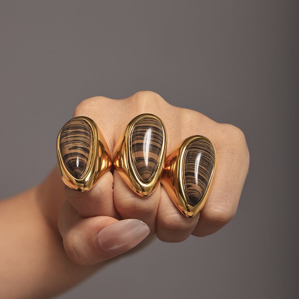 316L Stainless Steel Hypoallergenic Rings with Natural Wood Grain Teardrop Stone, 18K Gold Plated - Natural Wood Grain Teardrop Ring 18K Gold Plated Light Luxury Sensitive Skin Friendly - Detail 5