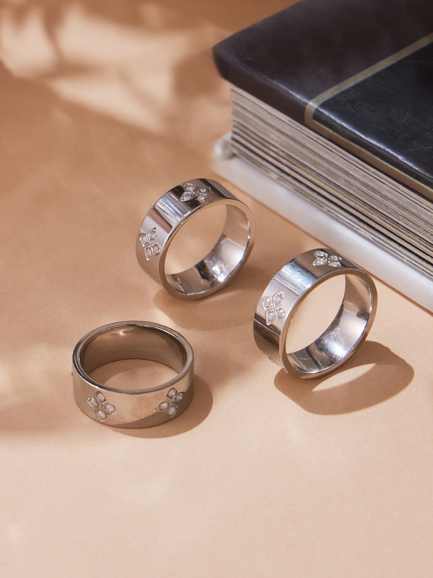 316L Stainless Steel Hypoallergenic Rings with Prong-Set 7mm Floral Zircon and 18K Gold PVD Plating - Floral Zircon Ring, Prong Set, Minimalist, 18K Gold Plated Sensitive Skin Friendly - Detail 12