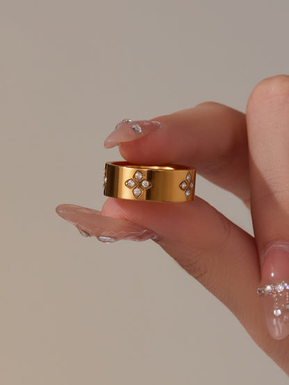 316L Stainless Steel Hypoallergenic Rings with Prong-Set 7mm Floral Zircon and 18K Gold PVD Plating - Floral Zircon Ring, Prong Set, Minimalist, 18K Gold Plated Sensitive Skin Friendly - Detail 3