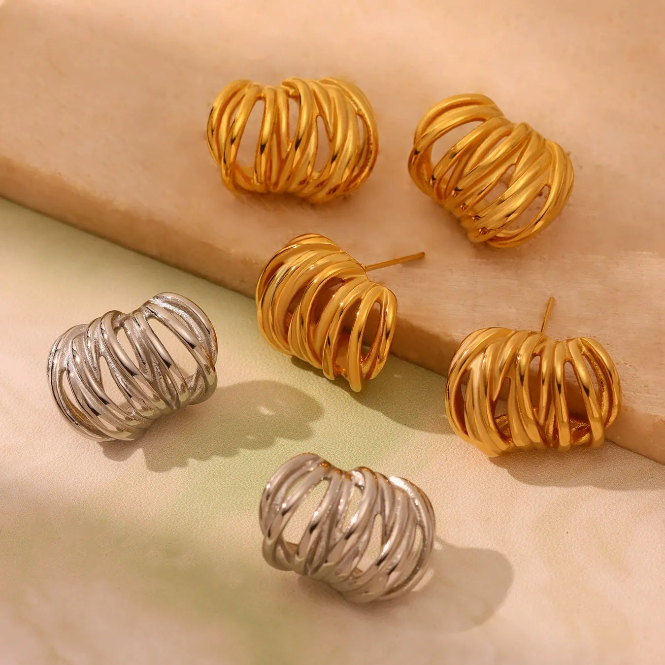 316L Stainless Steel Interlocking Line C-Hoop Earrings - Image 2