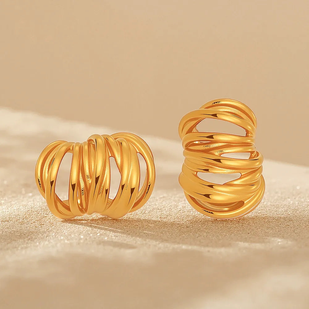 316L Stainless Steel Interlocking Line C-Hoop Earrings - Image 4