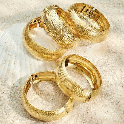 316L Stainless Steel 18K PVD Gold Irregular Bangle made with 316L stainless steel and 18K PVD gold finish for wholesale jewelry buyers - image 3