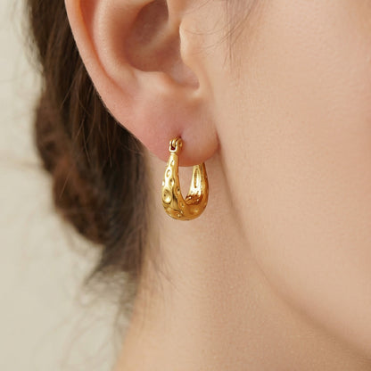 316L Stainless Steel Matte Hammered Texture Elegant Hoop Earrings - Image 3