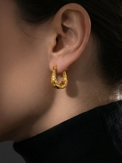 316L Stainless Steel Matte Hammered Texture Elegant Hoop Earrings - Image 5