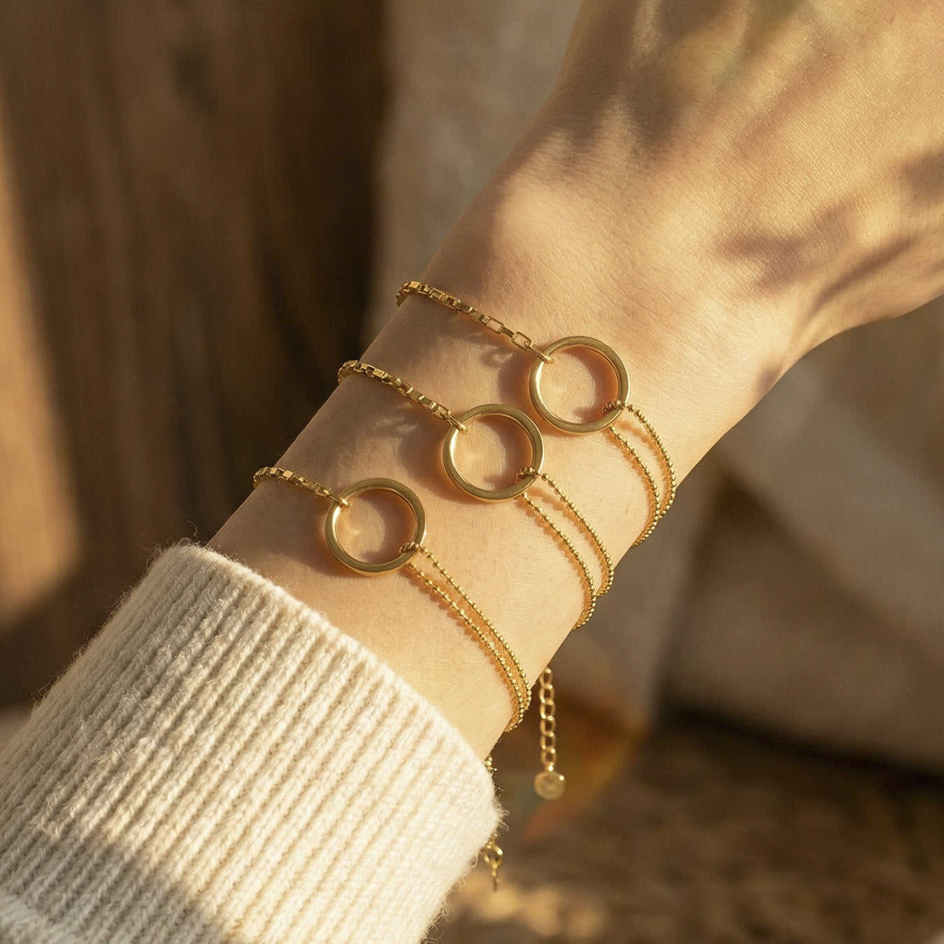 316L Stainless Steel Minimalist Interlocking Circle Bead Chain Bracelet - Image 2