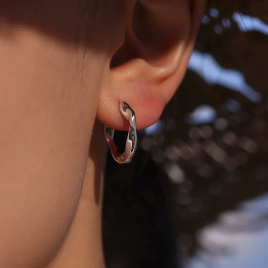 316L Stainless Steel Minimalist Twisted Hoop Earrings - Image 3