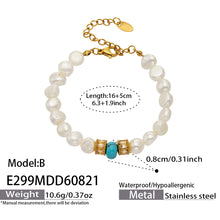 Stylish pearl bracelet with 18K gold plating