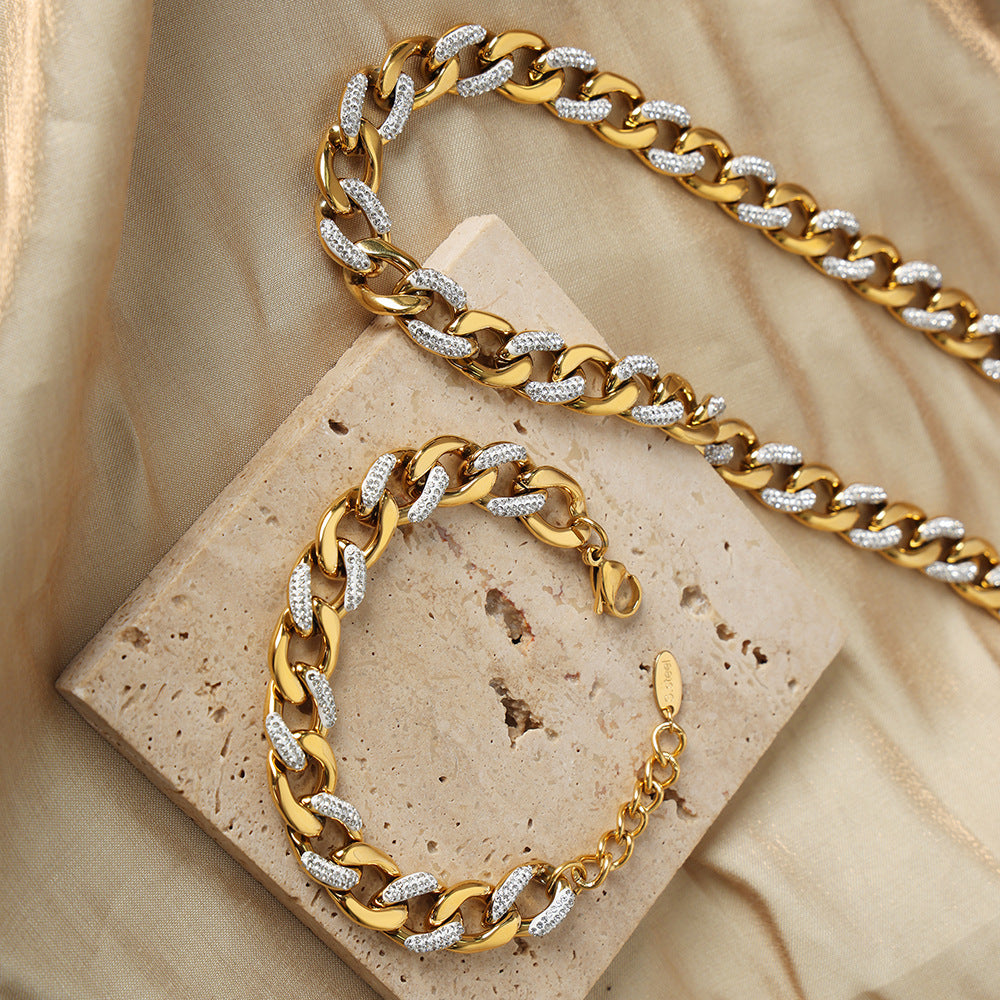 316L Stainless Steel 18K PVD Gold Pendant Necklace made with 316L stainless steel and 18K PVD gold finish for wholesale jewelry buyers - image 3