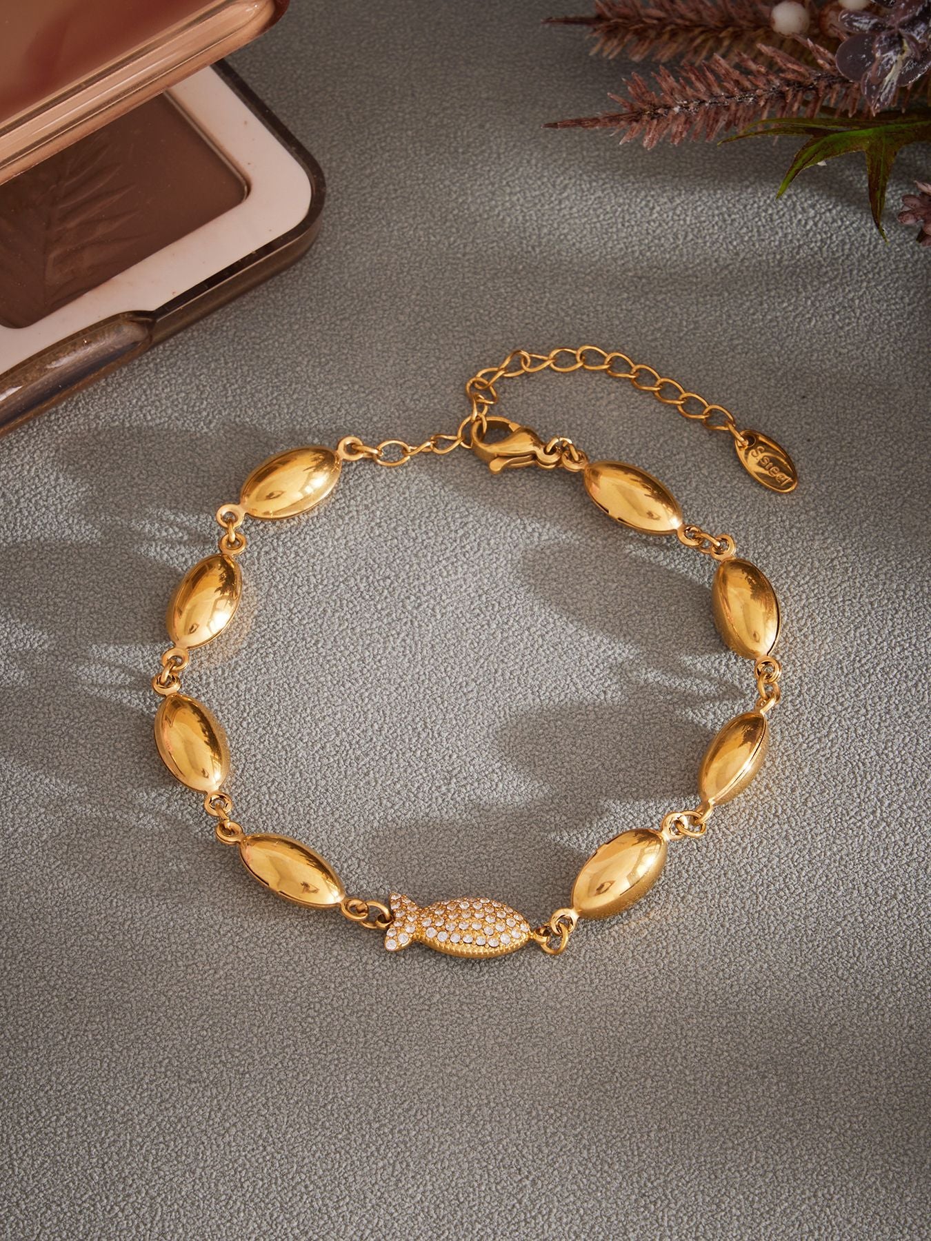 316L Stainless Steel Polished Hollow Oval Fish Link Bracelet with Zircon - Image 8